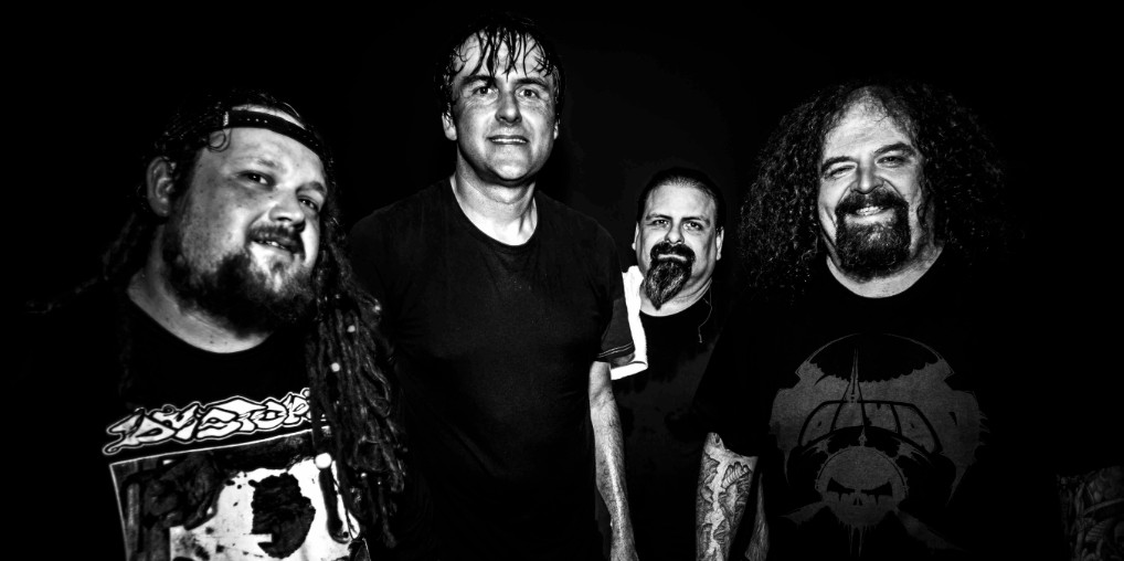 ULTIMATE METAL & ROCK | NAPALM DEATH（ナパーム・デス）とは